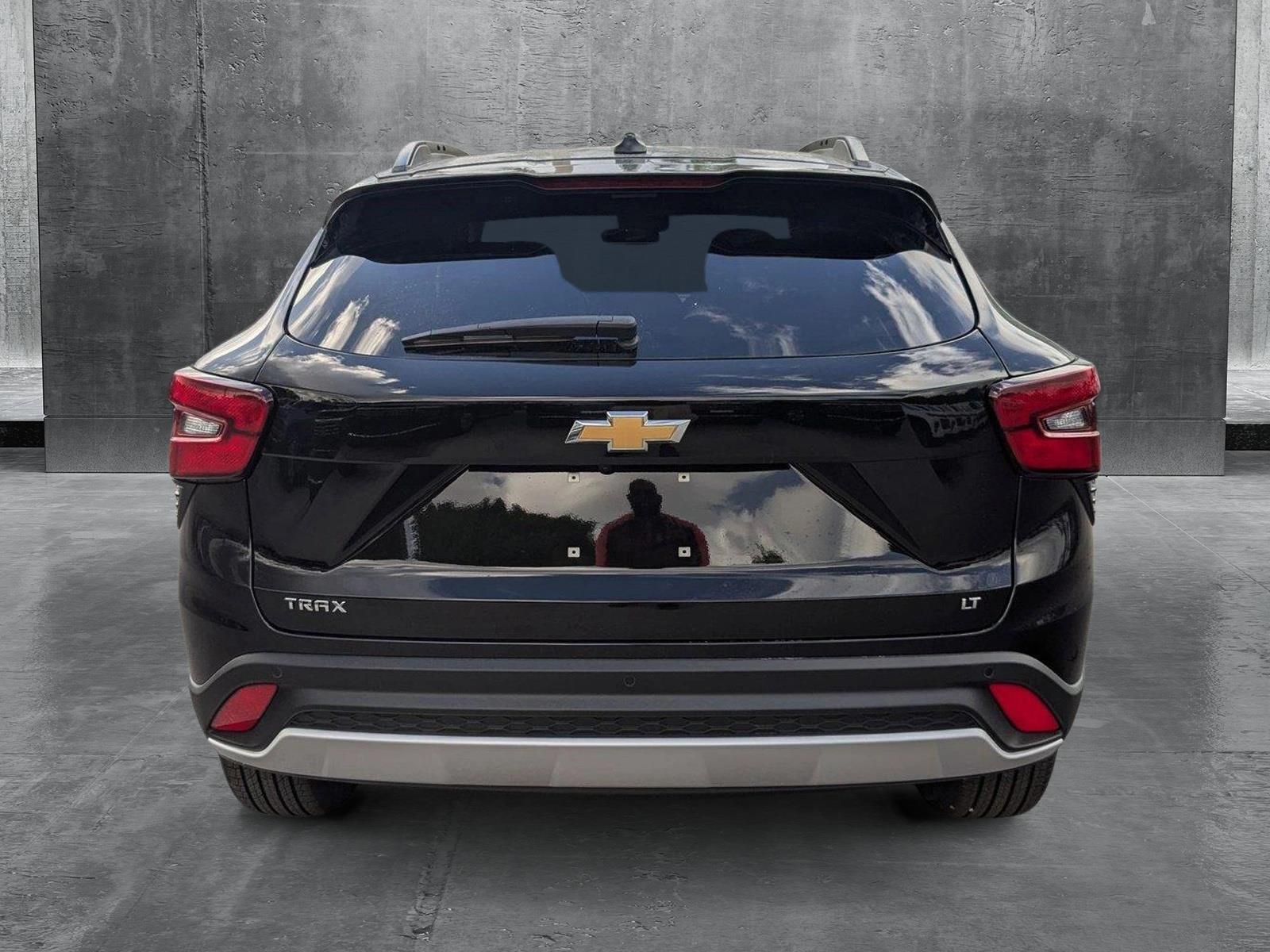 2025 Chevrolet Trax Vehicle Photo in MIAMI, FL 33134-2699