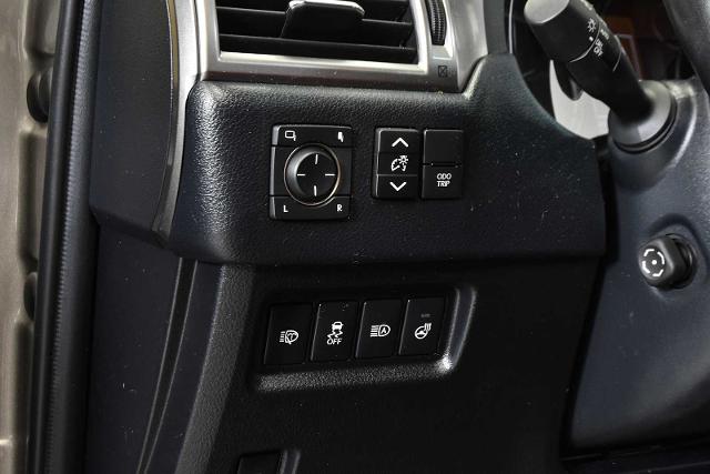 2023 Lexus GX 460 Vehicle Photo in DALLAS, TX 75235