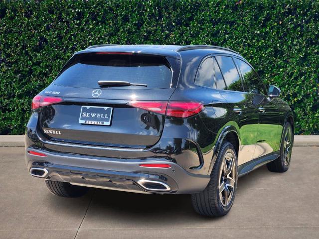 2025 Mercedes-Benz GLC Vehicle Photo in HOUSTON, TX 77079
