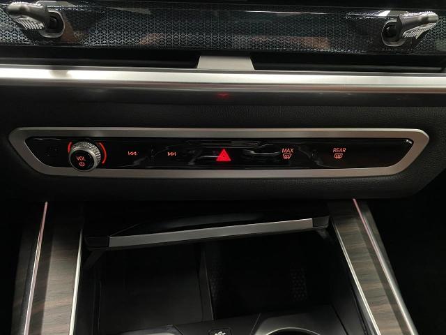 2025 BMW X7 xDrive40i Vehicle Photo in Appleton, WI 54913