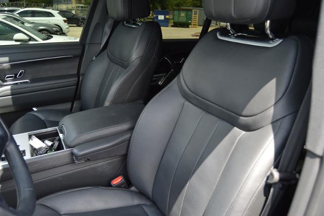 2025 Range Rover Vehicle Photo in Houston, TX 77090