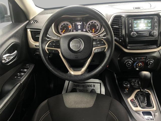 2016 Jeep Cherokee Vehicle Photo in Appleton, WI 54913