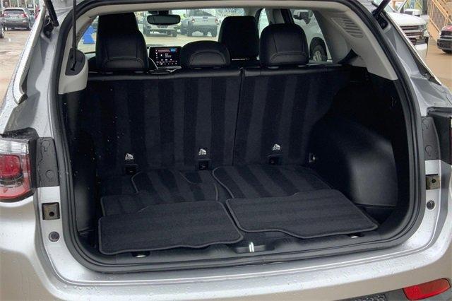 2022 Jeep Compass Vehicle Photo in TOPEKA, KS 66609-0000