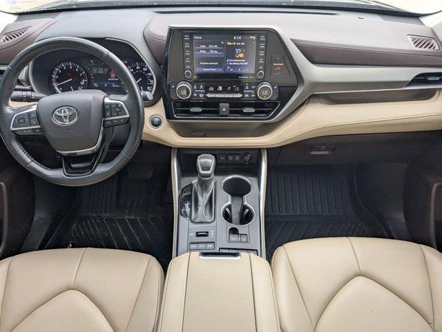 2021 Toyota Highlander Vehicle Photo in BRUNSWICK, GA 31525-1881