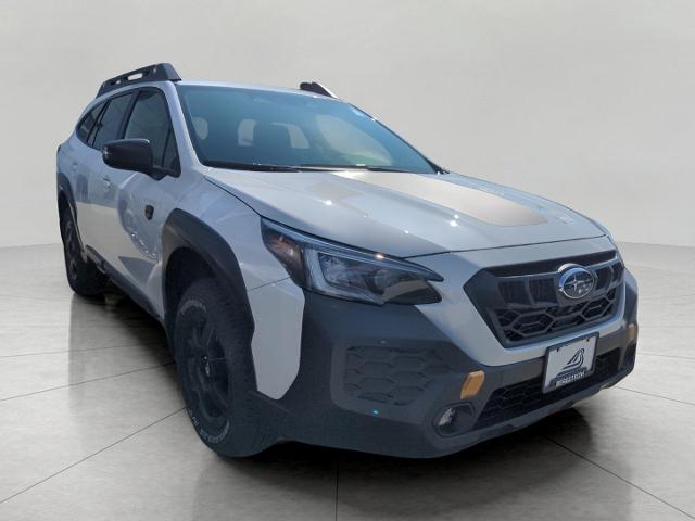 2025 Subaru Outback Vehicle Photo in Green Bay, WI 54304