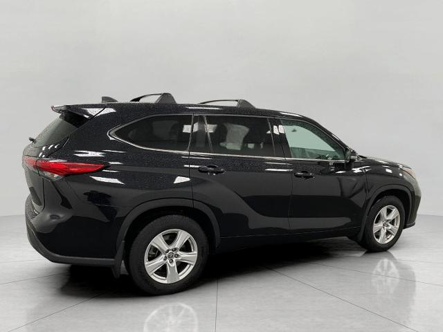 2022 Toyota Highlander Vehicle Photo in Appleton, WI 54913