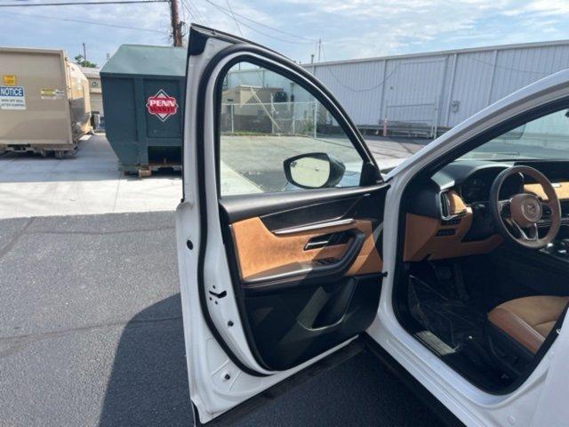 2025 Mazda CX-70 Vehicle Photo in Harrisburg, PA 17111