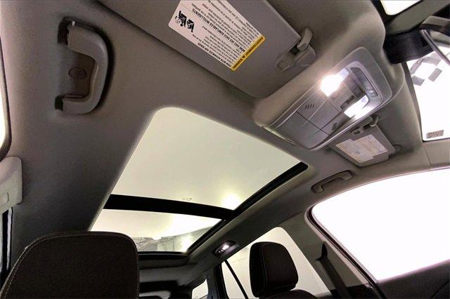 2022 GMC Terrain Vehicle Photo in INDEPENDENCE, MO 64055-1314