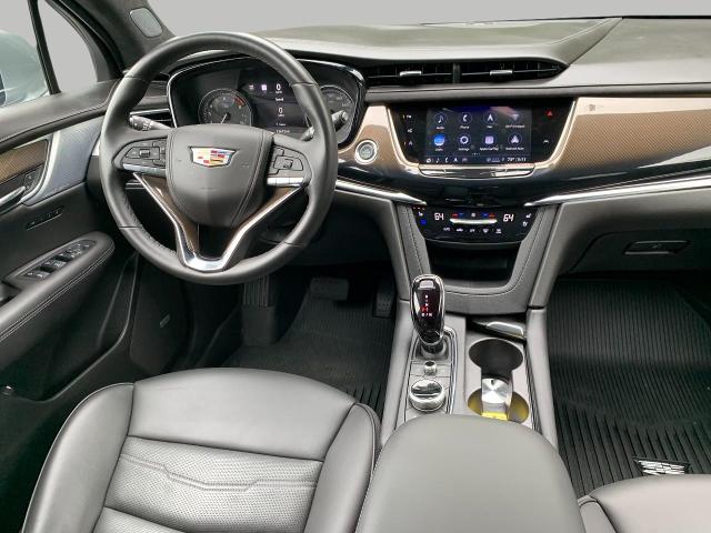 2024 Cadillac XT6 Vehicle Photo in APPLETON, WI 54914-4656