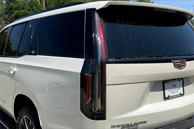2023 Cadillac Escalade Vehicle Photo in KANSAS CITY, MO 64114-4545