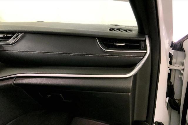 2024 Jeep Grand Cherokee L Vehicle Photo in Kansas City, MO 64114