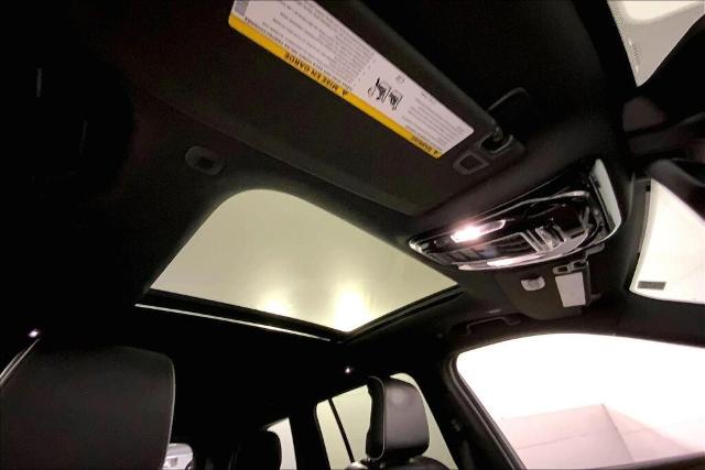 2023 Jeep Grand Cherokee Vehicle Photo in Kansas City, MO 64114