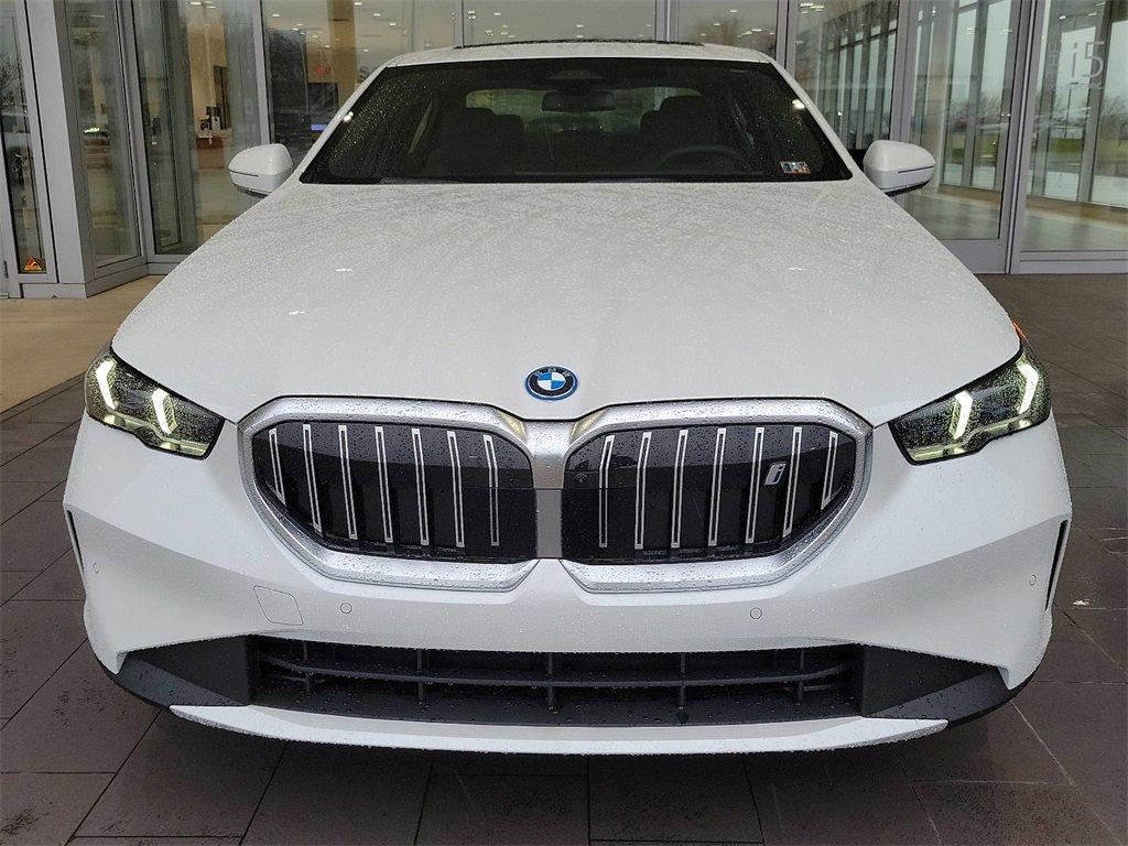 2024 BMW i5 Vehicle Photo in Muncy, PA 17756