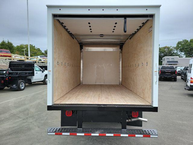 2024 Chevrolet Express Cutaway 3500 Vehicle Photo in DANBURY, CT 06810-5034
