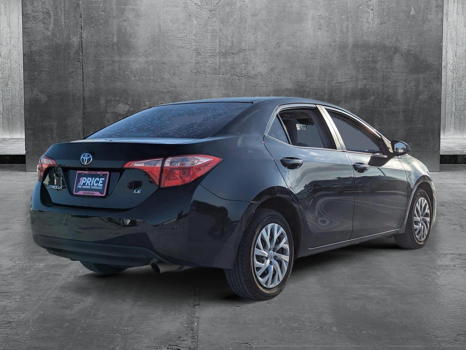 2019 Toyota Corolla Vehicle Photo in Ft. Myers, FL 33907