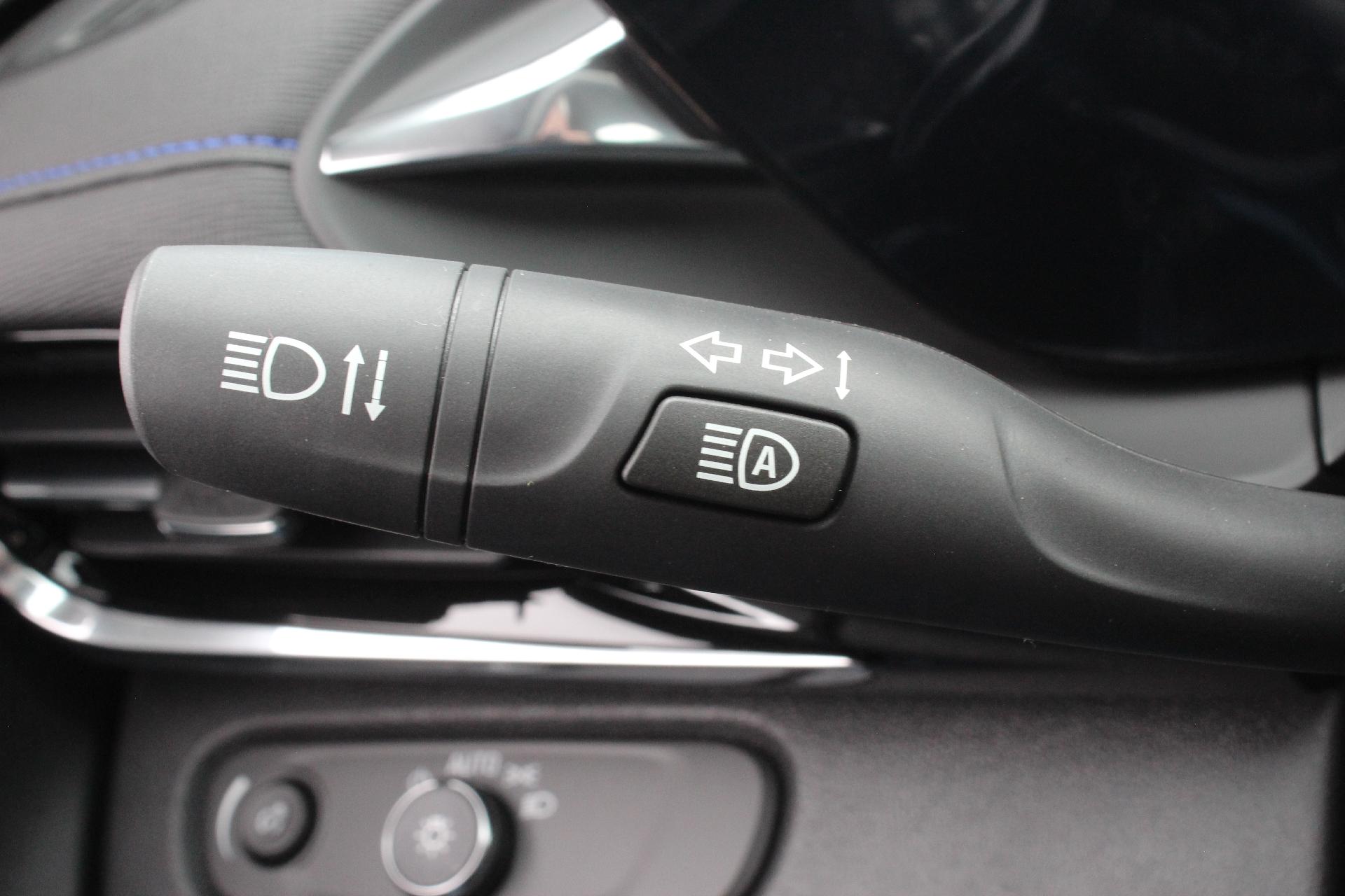 2025 Buick Envista Vehicle Photo in AURORA, CO 80012-4011