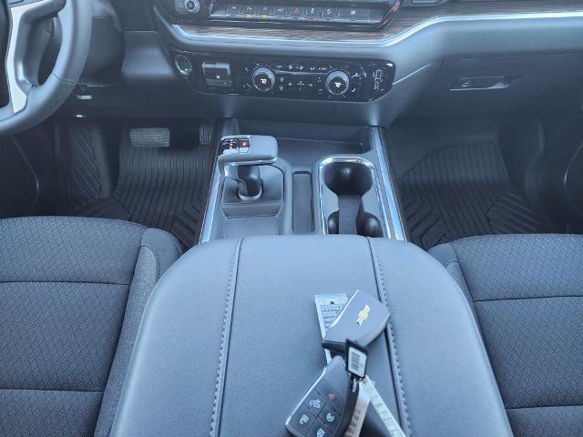 2025 Chevrolet Silverado 1500 Vehicle Photo in PARIS, TX 75460-2116