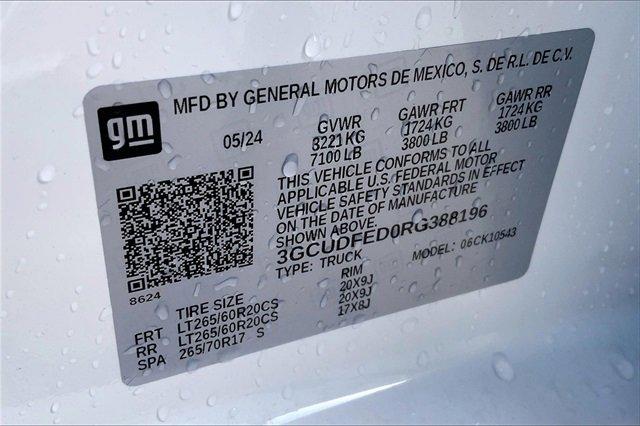 2024 Chevrolet Silverado 1500 Vehicle Photo in TOPEKA, KS 66609-0000