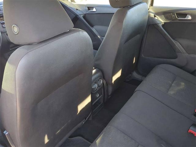 2013 Volkswagen Tiguan Vehicle Photo in BARTLETT, TN 38133-4101