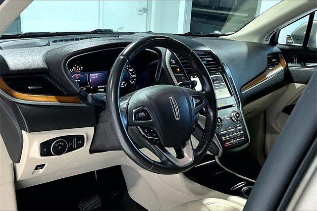 2019 Lincoln MKC Vehicle Photo in TOPEKA, KS 66609-0000