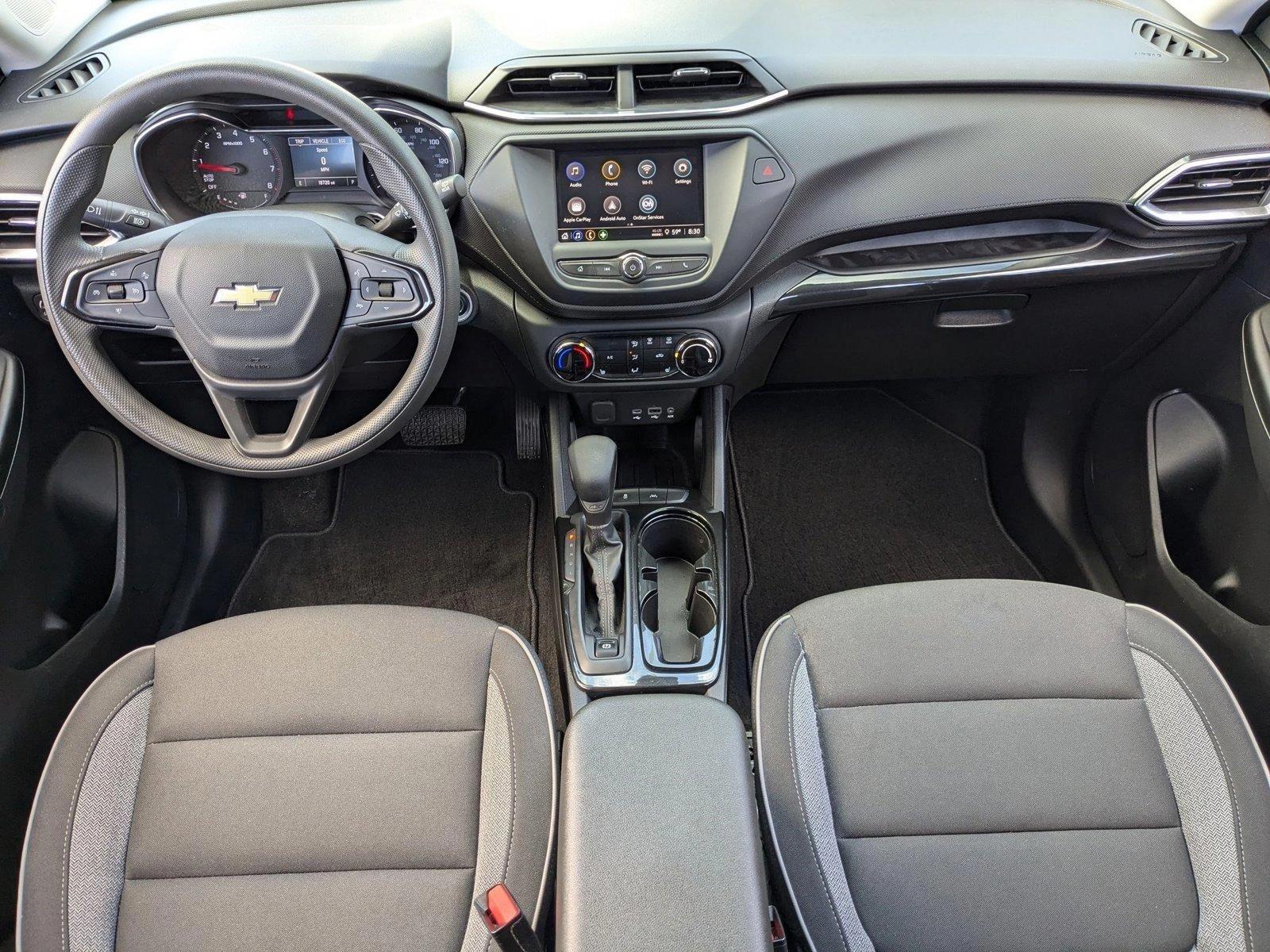 2023 Chevrolet Trailblazer Vehicle Photo in VALENCIA, CA 91355-1705