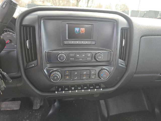 2024 Chevrolet Silverado Chassis Cab Vehicle Photo in INDEPENDENCE, MO 64055-1314
