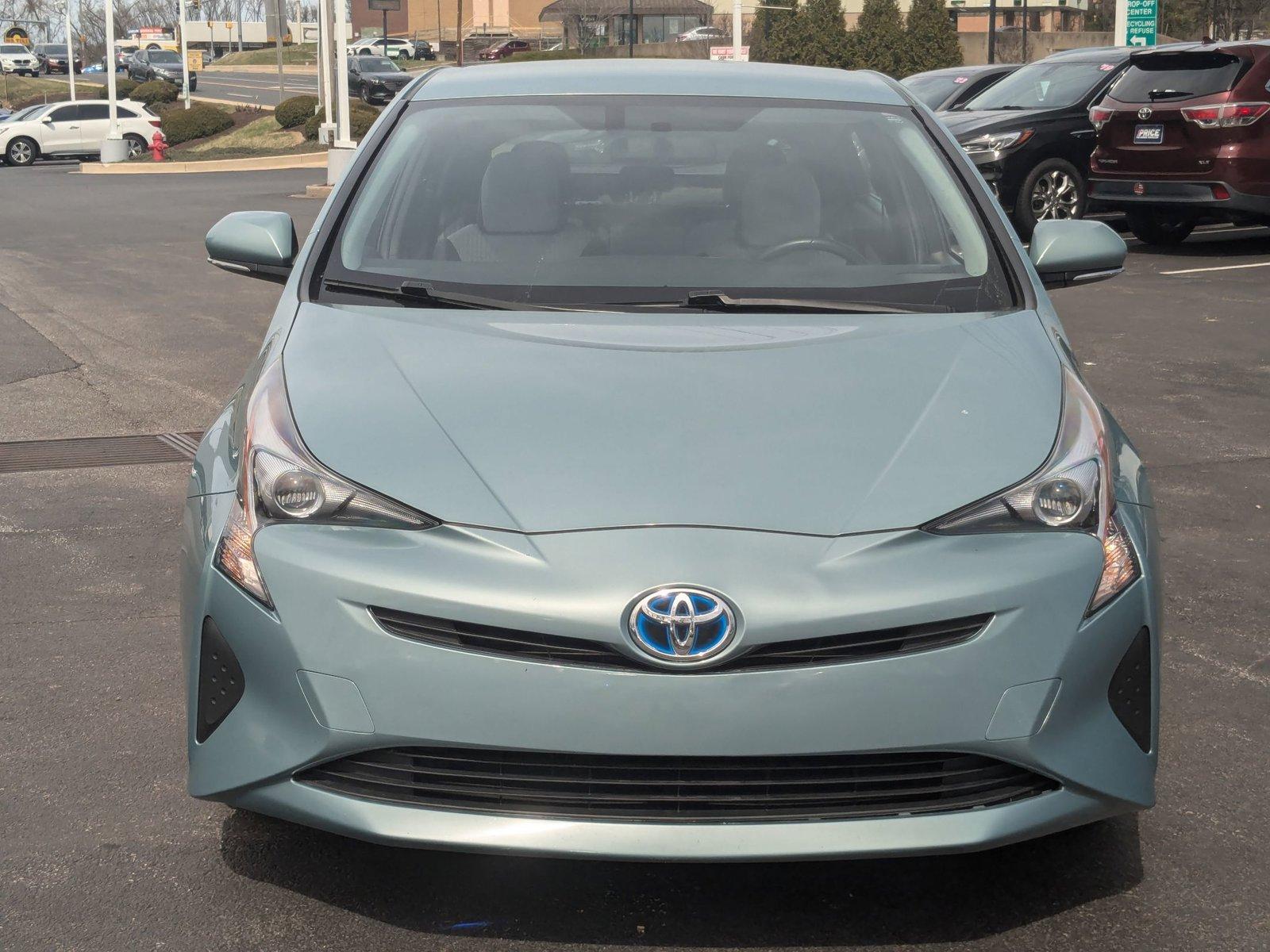 2016 Toyota Prius Vehicle Photo in Cockeysville, MD 21030-2508