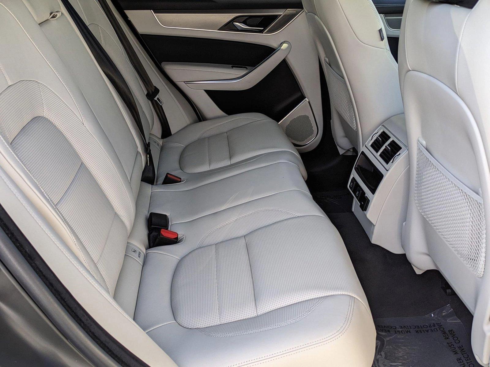 2025 Jaguar F-PACE Vehicle Photo in TIMONIUM, MD 21093-2300