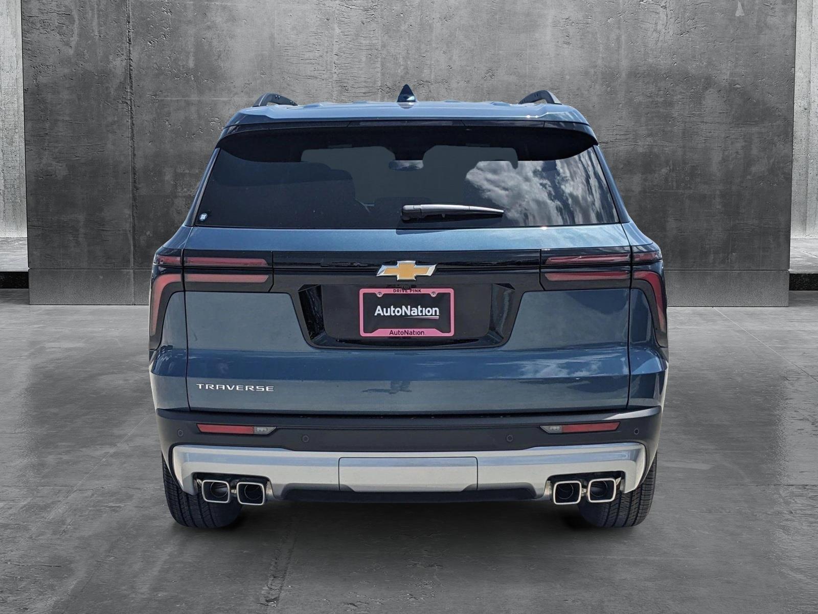 2025 Chevrolet Traverse Vehicle Photo in MIAMI, FL 33172-3015