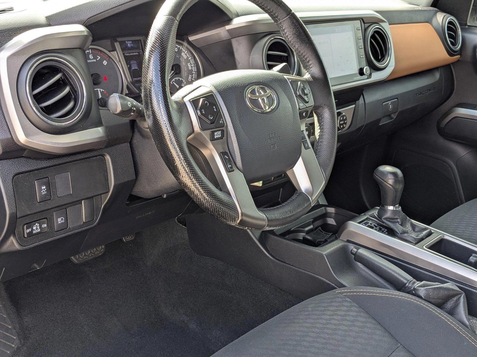 2020 Toyota Tacoma 2WD Vehicle Photo in Miami, FL 33015