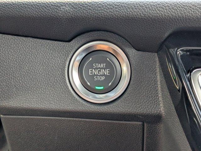 2025 Chevrolet Traverse Vehicle Photo in BRUNSWICK, GA 31525-1881