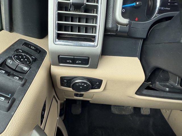 2017 Ford Super Duty F-350 SRW Vehicle Photo in Ogallala, NE 69153