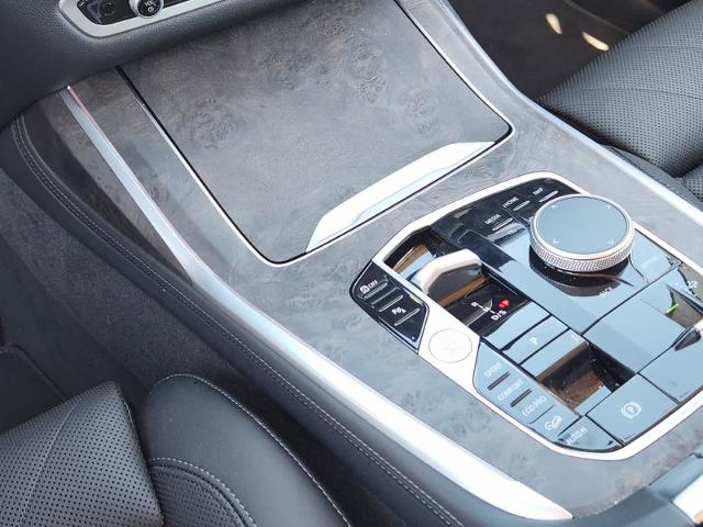 2024 BMW X7 xDrive40i Vehicle Photo in PLANO, TX 75024