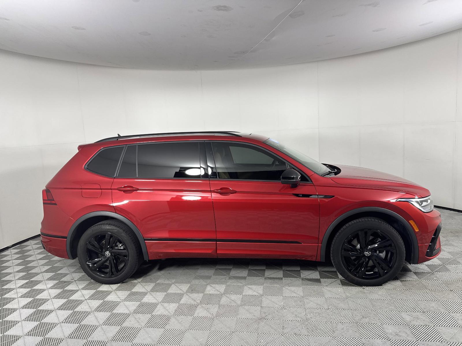 2024 Volkswagen Tiguan Vehicle Photo in Georgetown, TX 78626