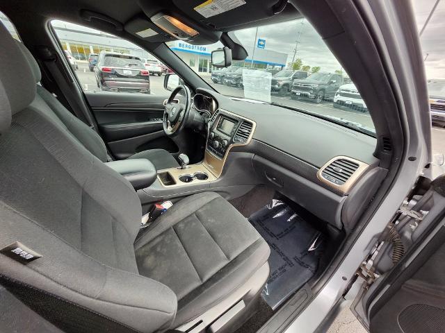 2015 Jeep Grand Cherokee Vehicle Photo in GREEN BAY, WI 54304-5303