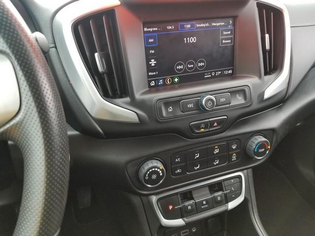 2022 GMC Terrain Vehicle Photo in ELYRIA, OH 44035-6349