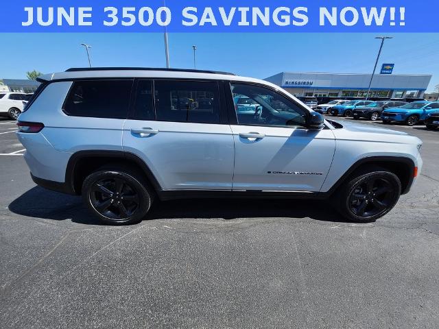 2023 Jeep Grand Cherokee L Vehicle Photo in GREEN BAY, WI 54304-5303