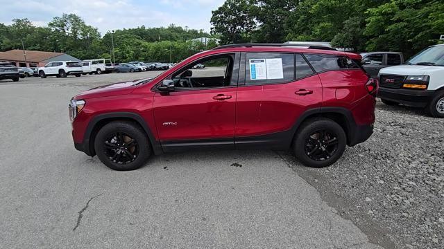 2023 GMC Terrain Vehicle Photo in Pleasant Hills, PA 15236