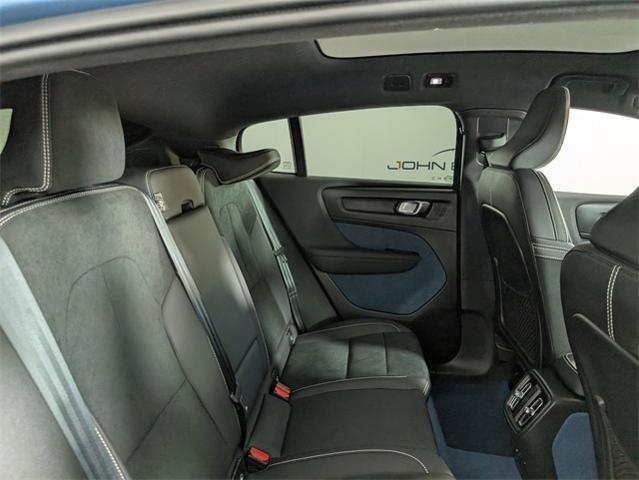 2022 Volvo C40 Recharge Pure Electric Vehicle Photo in ENGLEWOOD, CO 80113-6708