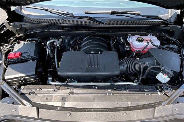 2025 Chevrolet Suburban Vehicle Photo in INDEPENDENCE, MO 64055-1314