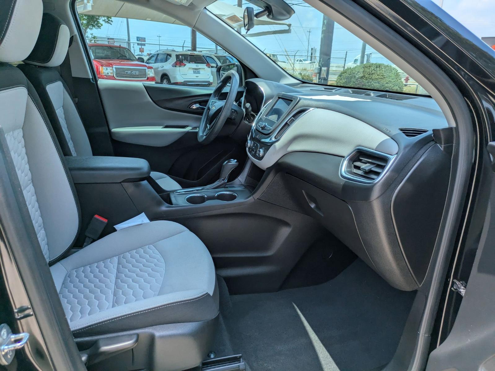 2021 Chevrolet Equinox Vehicle Photo in SELMA, TX 78154-1460