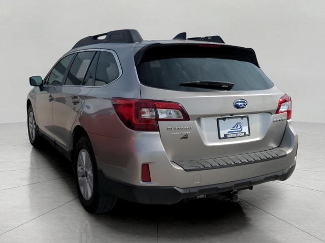 2016 Subaru Outback Vehicle Photo in Green Bay, WI 54304