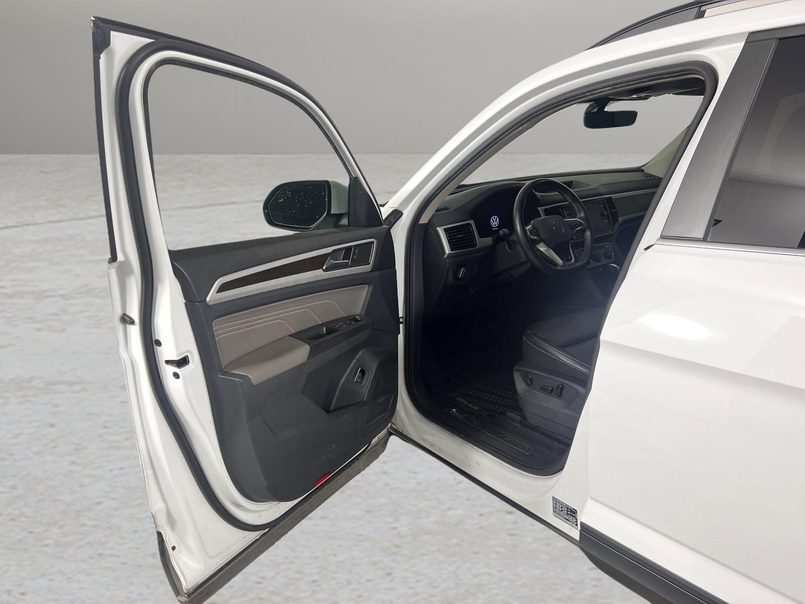 2022 Volkswagen Atlas Vehicle Photo in Georgetown, TX 78626