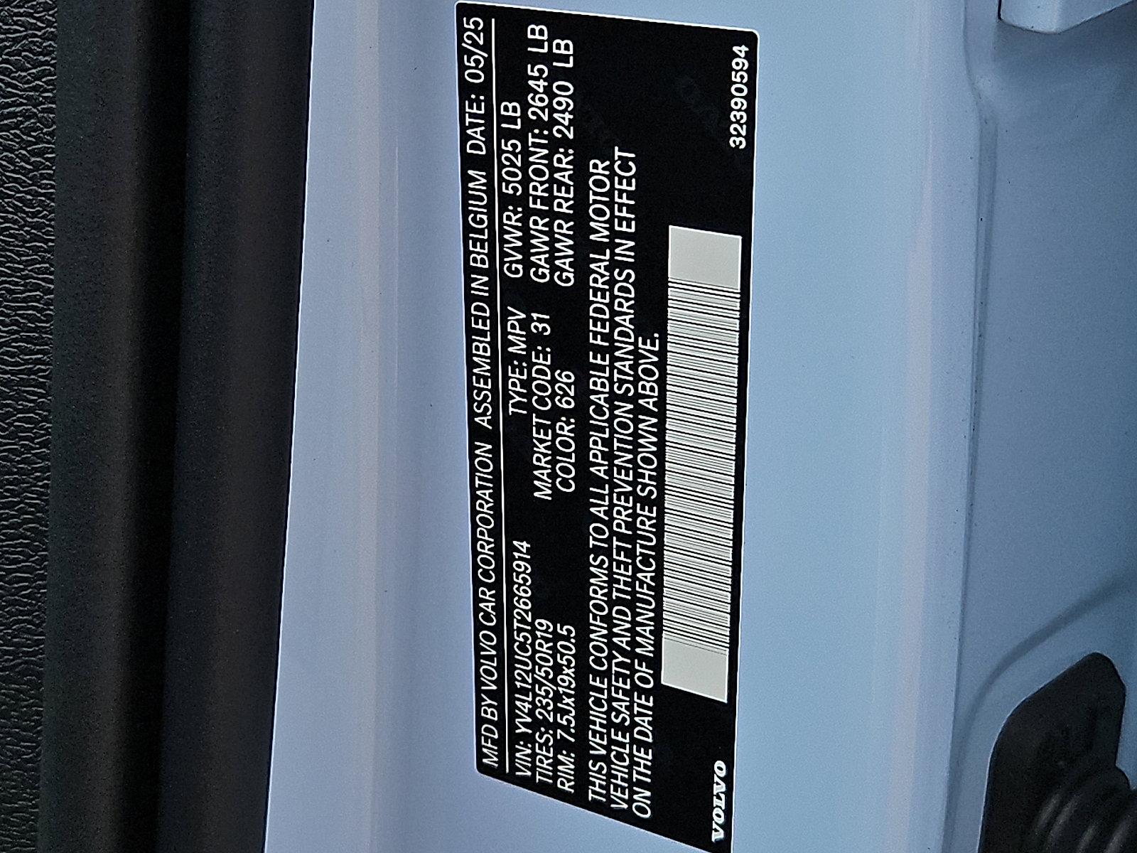 2026 Volvo XC40 Vehicle Photo in Trevose, PA 19053