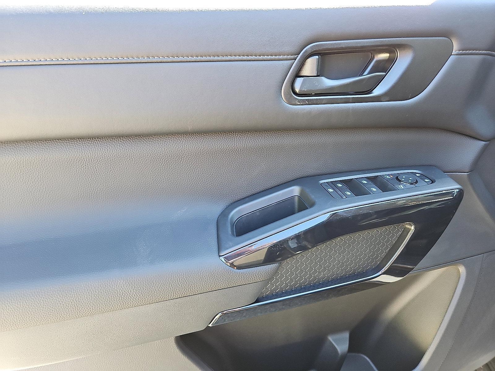 2025 Nissan Pathfinder Vehicle Photo in Jenkintown, PA 19046