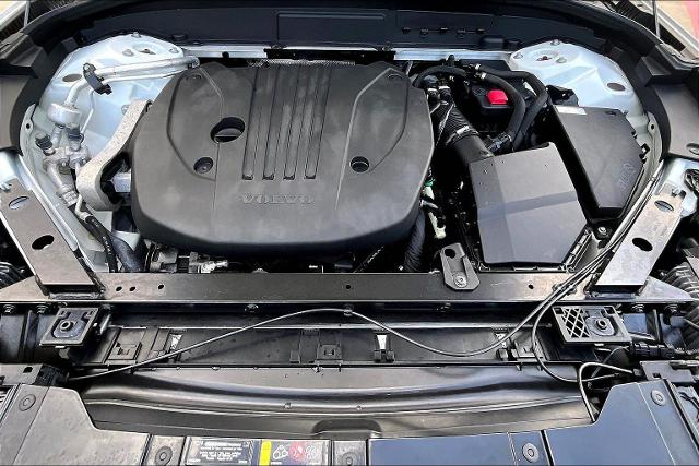 2022 Volvo XC60 Vehicle Photo in Houston, TX 77007