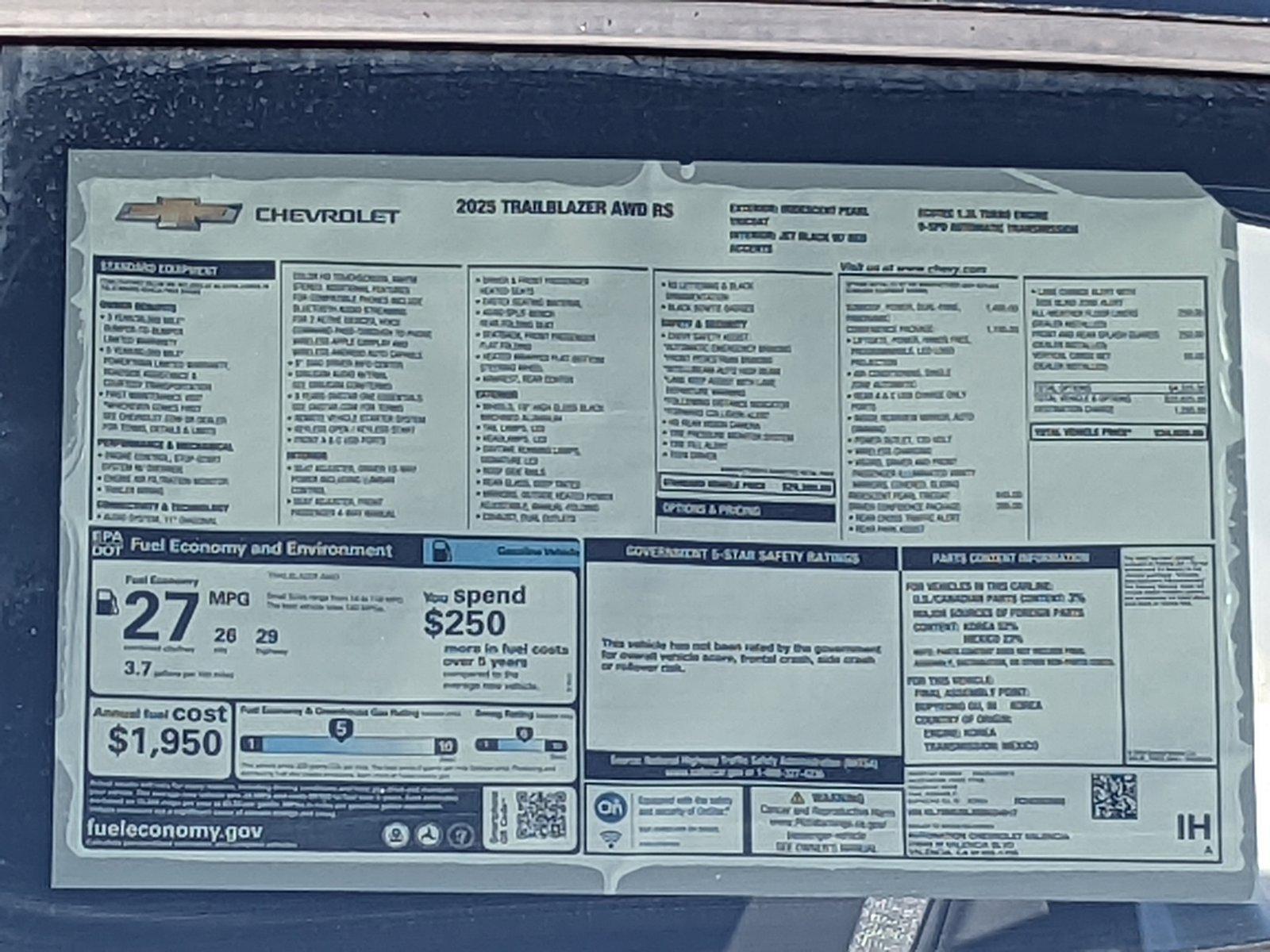 2025 Chevrolet Trailblazer Vehicle Photo in VALENCIA, CA 91355-1705