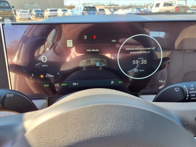 2025 Hyundai SONATA Hybrid Vehicle Photo in Peoria, IL 61615