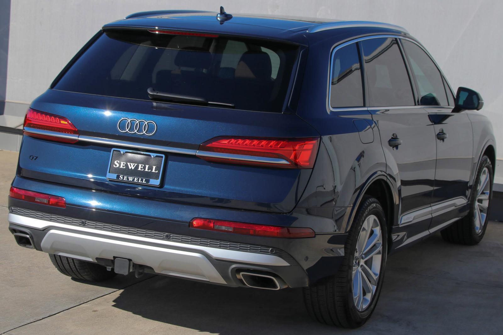 2025 Audi Q7 Vehicle Photo in SUGAR LAND, TX 77478