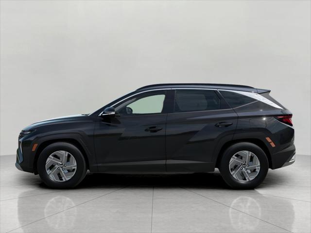 2025 Hyundai TUCSON Hybrid Vehicle Photo in Green Bay, WI 54304